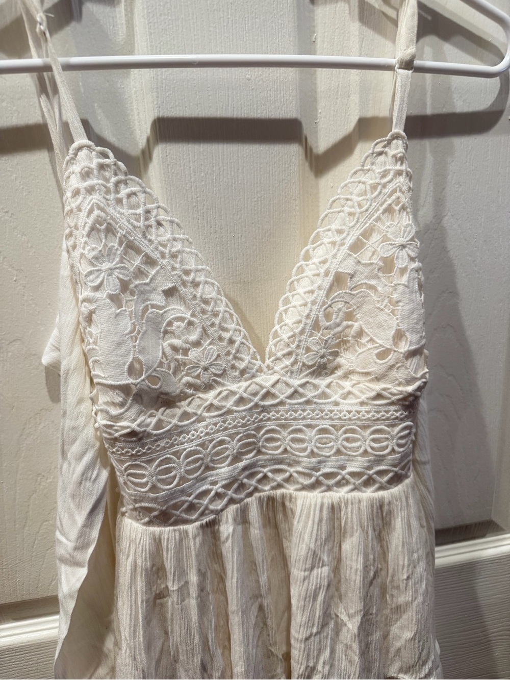 Windsor Ivory Lace Backless Spaghetti Strap Dress